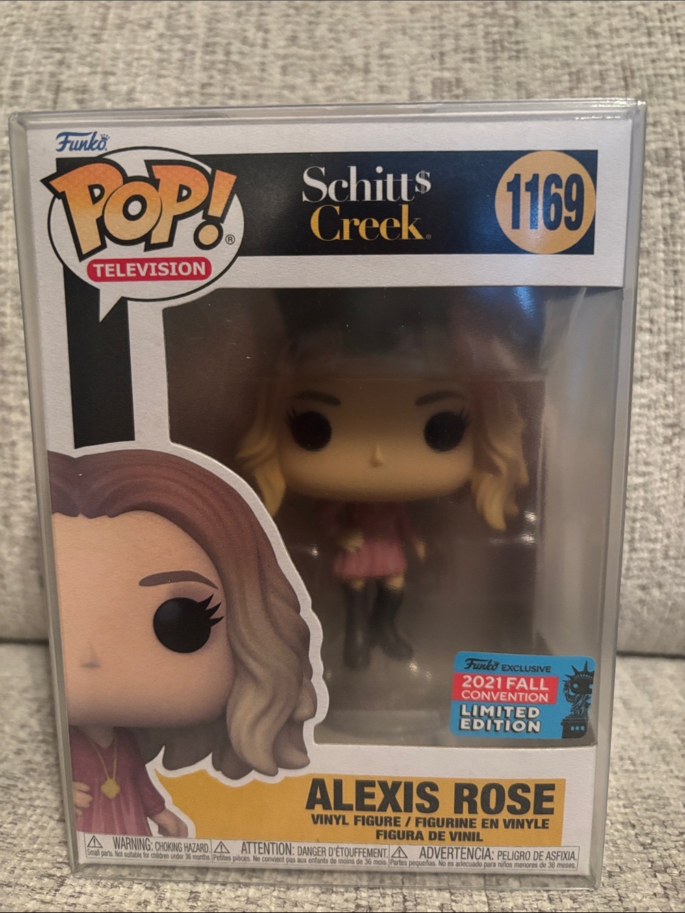 Funko Pop! Alexis Rose - Blonde Hair, Pink Outfit, Black Boots